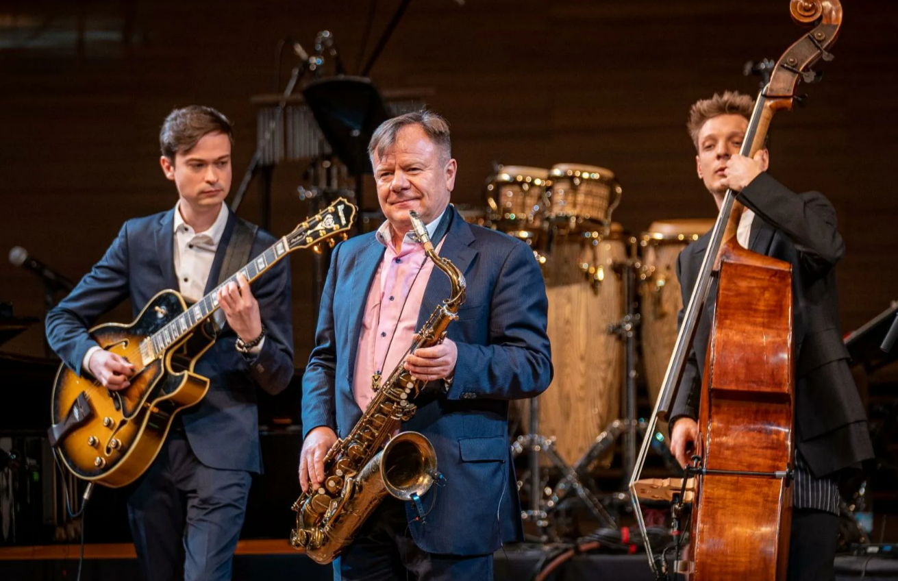 ТРИУМФ ДЖАЗА