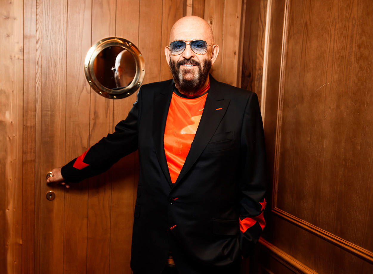 МИХАИЛ ШУФУТИНСКИЙ