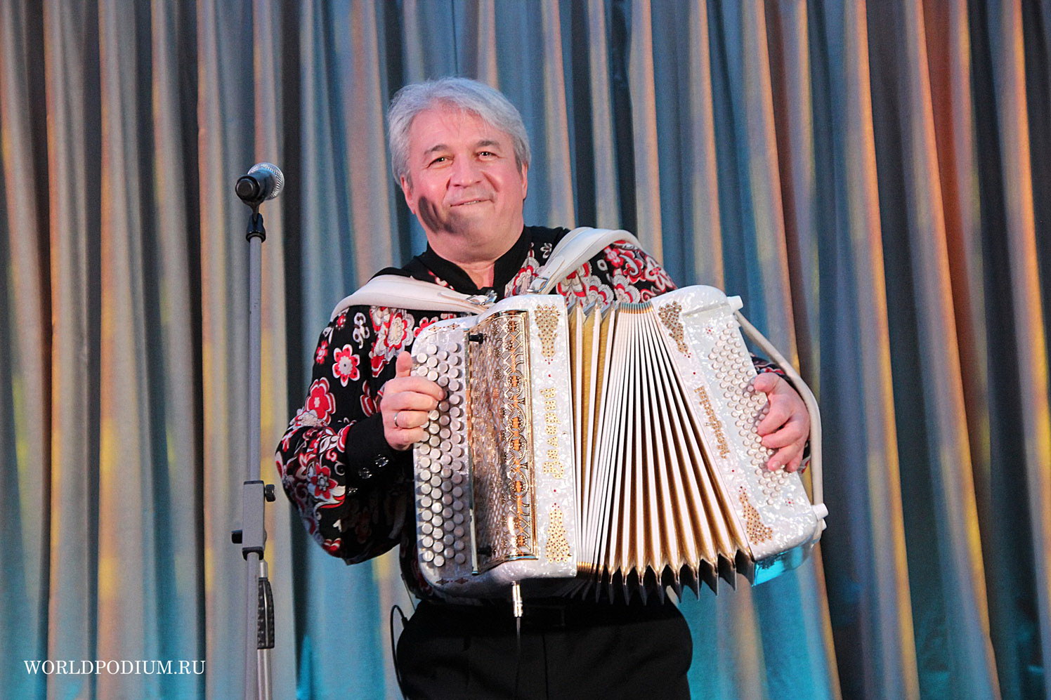 Валерий Сёмин